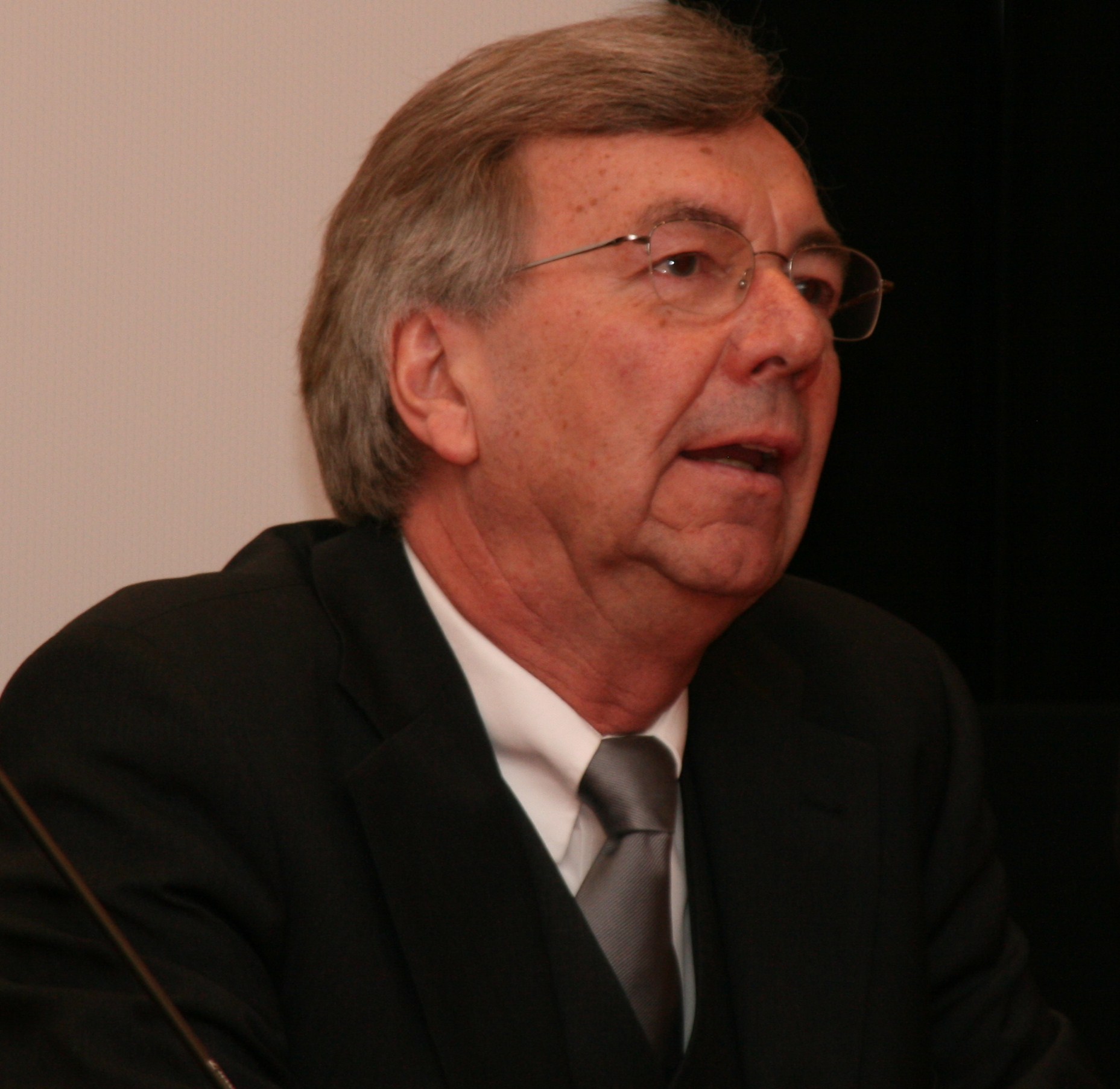 Kirchenpr&auml;sident Jann Schmidt